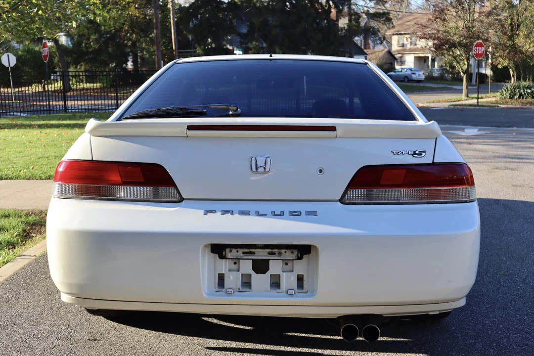 1996 Honda Prelude 4th Gen - Image 12 of 31