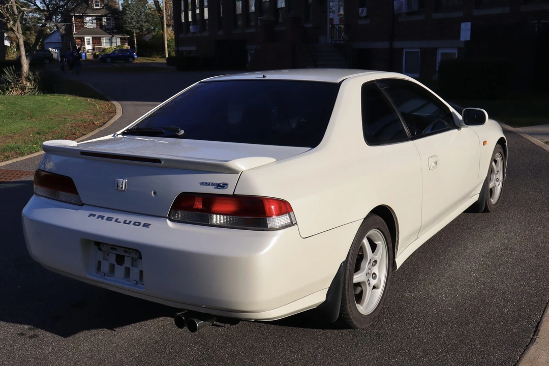 1996 Honda Prelude 4th Gen - Image 15 of 31