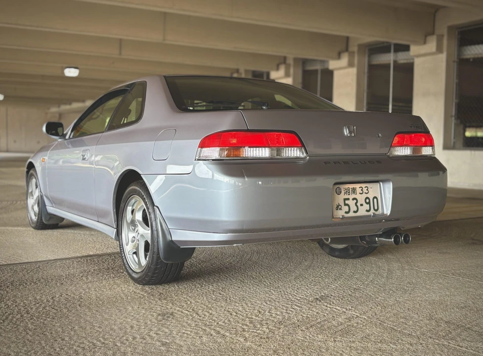 1997 Honda Prelude 5th Gen - Image 8 of 31