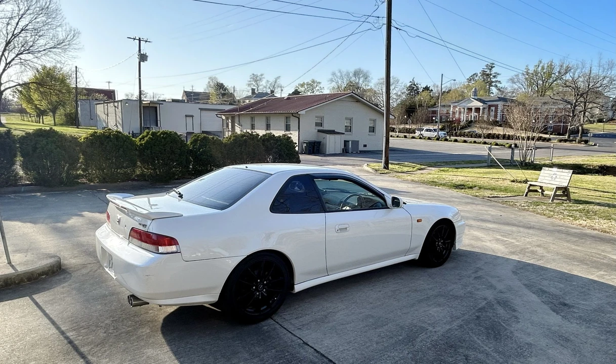1997 Honda Prelude 5th Gen - Image 13 of 31