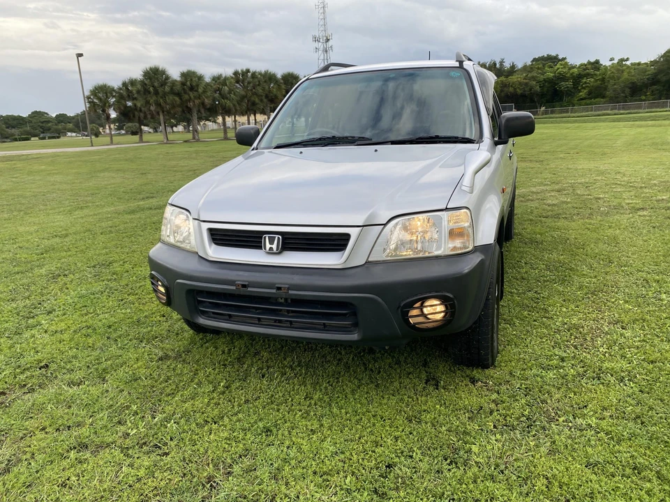 2000 Honda CR-V 1st Gen - Image 8 of 31