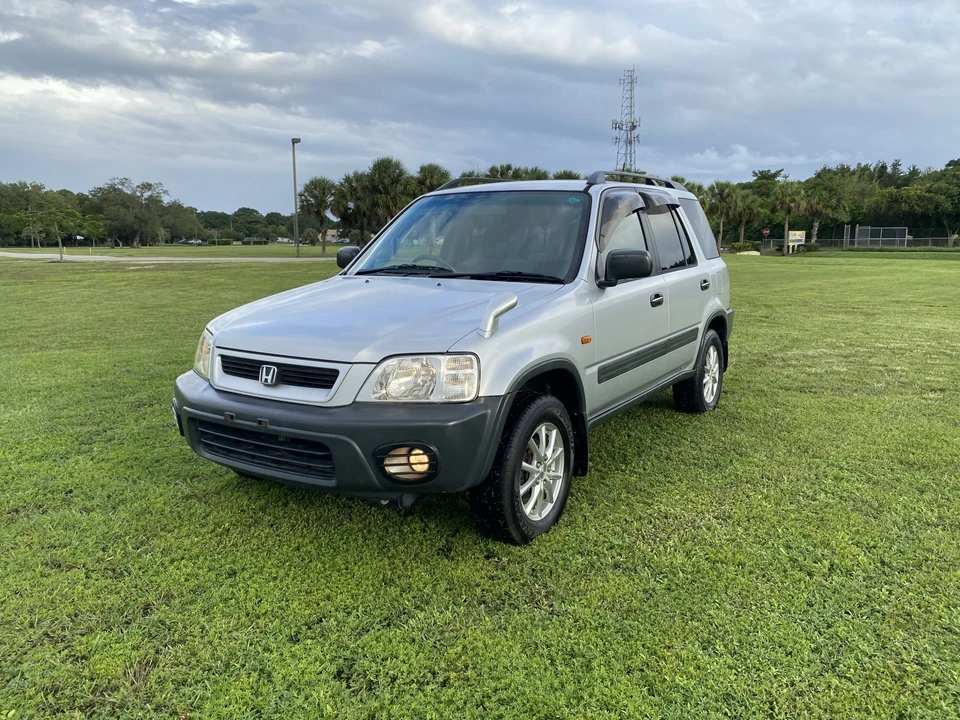 2000 Honda CR-V 1st Gen - Image 5 of 31