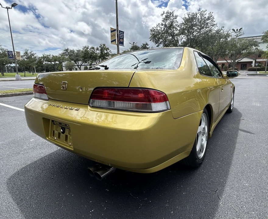 2000 Honda Prelude 5th Gen - Image 16 of 31