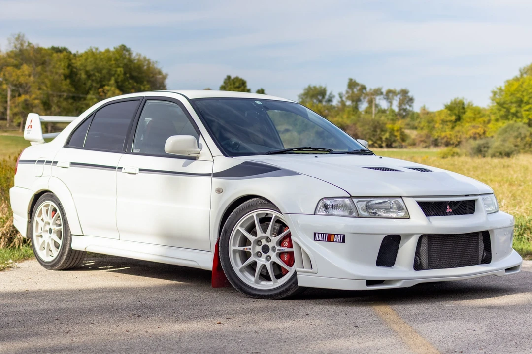 2000 Mitsubishi Lancer Evolution VI 6th Gen - Image 10 of 31