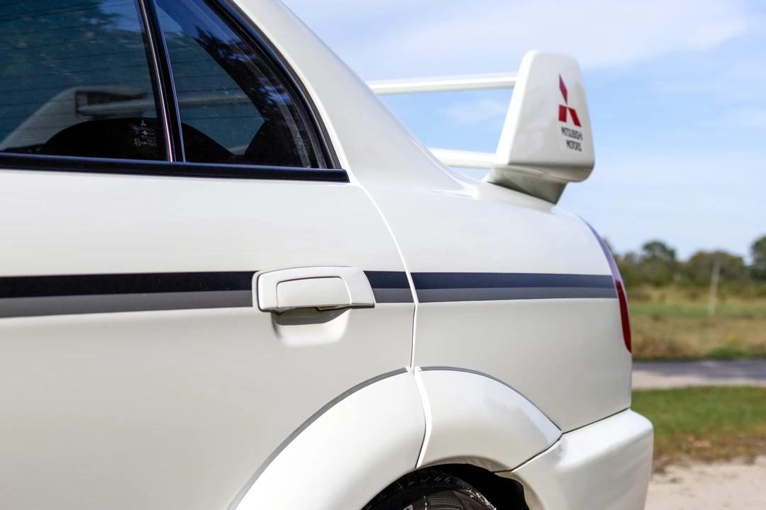 2000 Mitsubishi Lancer Evolution VI 6th Gen - Image 23 of 31