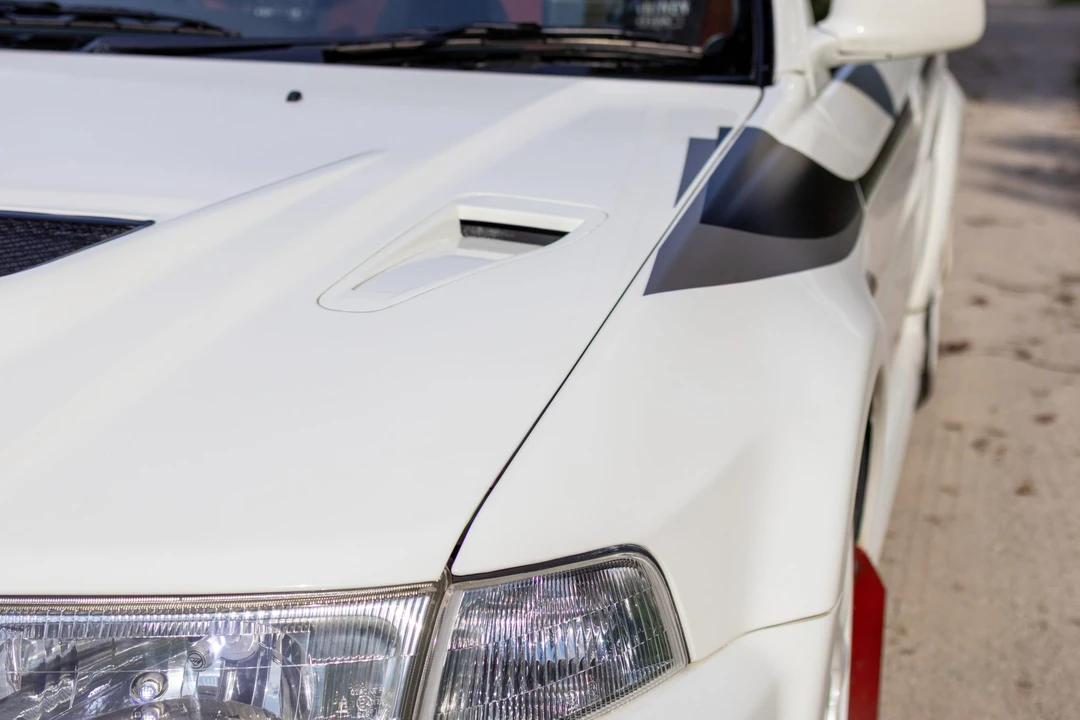 2000 Mitsubishi Lancer Evolution VI 6th Gen - Image 16 of 31