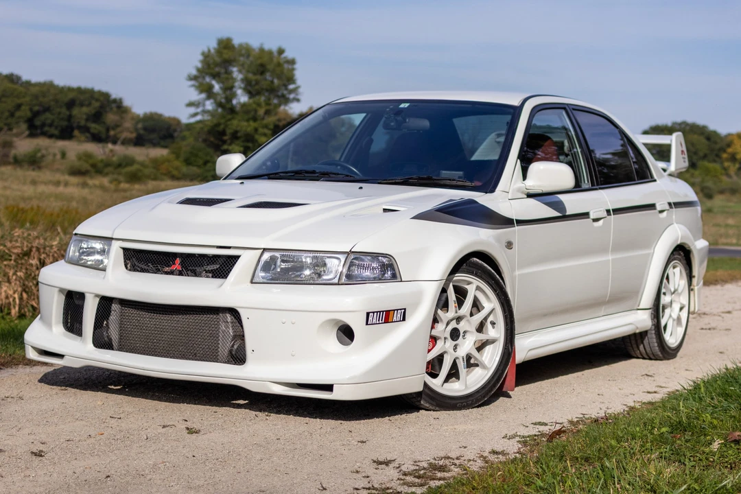 2000 Mitsubishi Lancer Evolution VI 6th Gen - Image 2 of 31