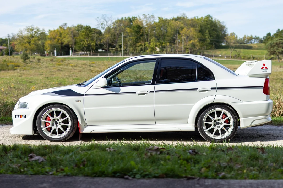 2000 Mitsubishi Lancer Evolution VI 6th Gen - Image 4 of 31
