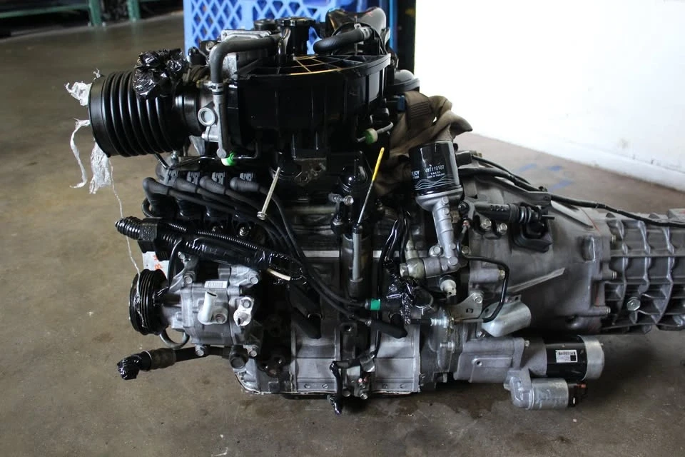 2003 Parts & Memorabilia Engines - Image 8 of 10