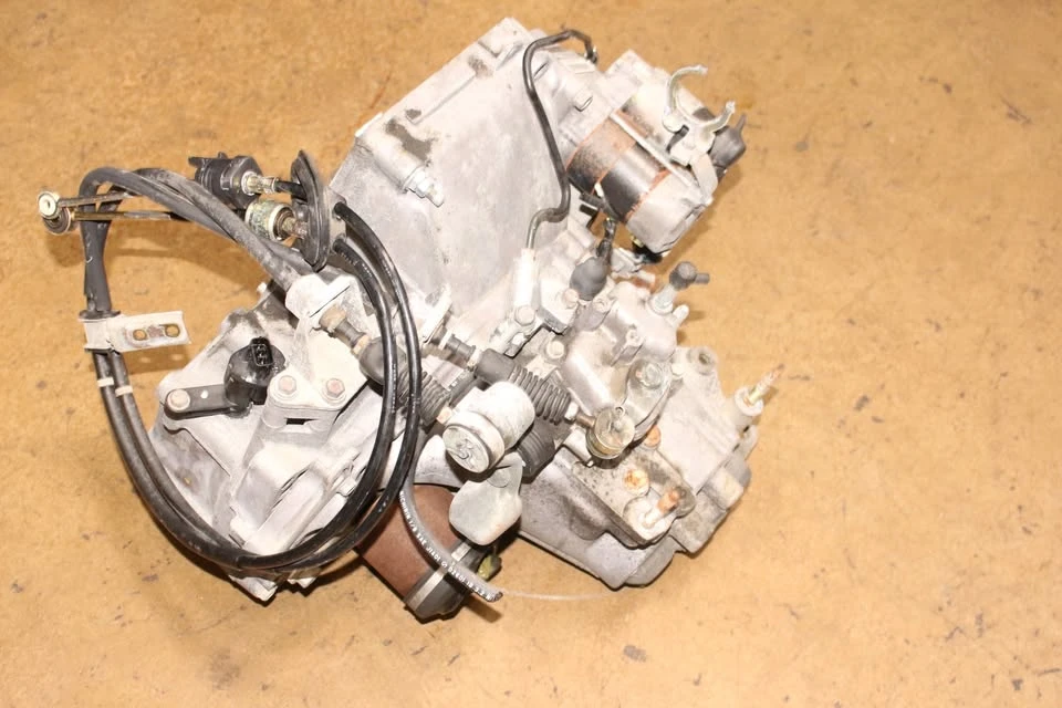 Parts & Memorabilia Gearboxes - Image 7 of 9