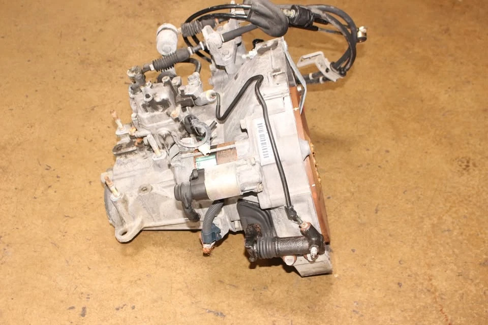 Parts & Memorabilia Gearboxes - Image 3 of 9