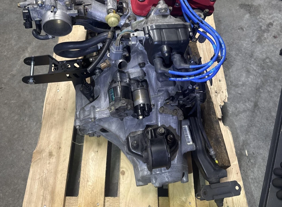 Parts & Memorabilia Engines - Image 6 of 6