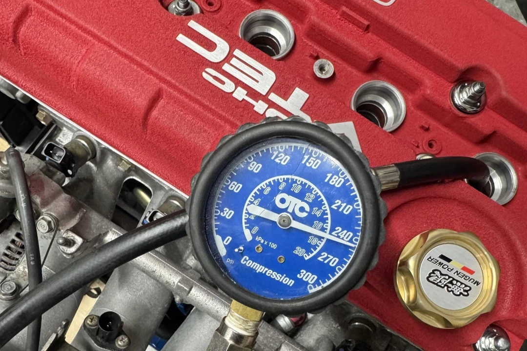 Parts & Memorabilia Engines - Image 3 of 6