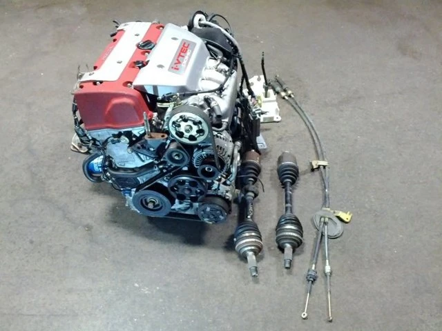 Acura Integra Type R 4th Gen - Image 4 of 9