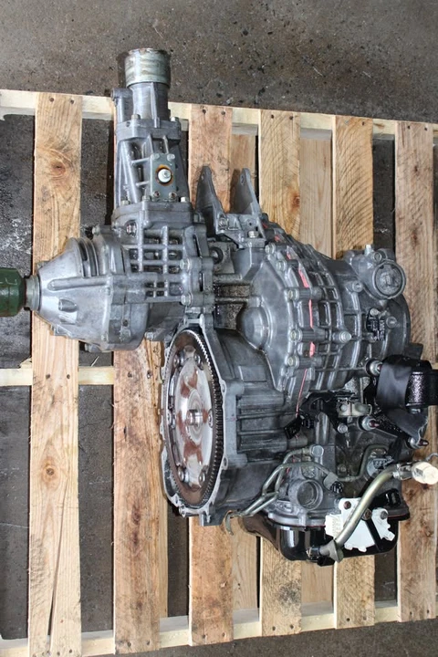 Parts & Memorabilia Gearboxes - Image 5 of 5