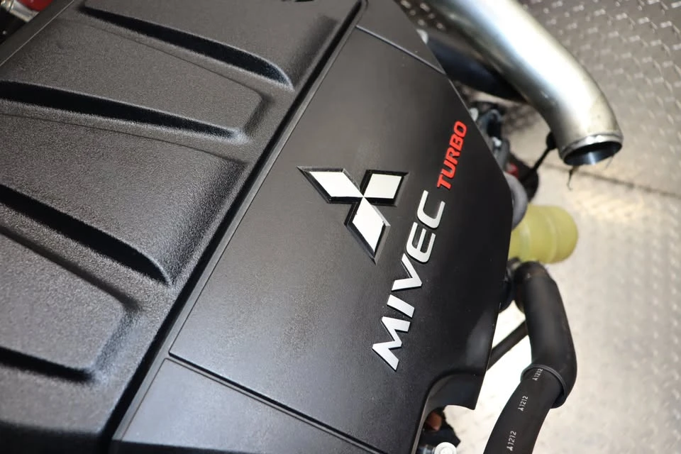 Mitsubishi Lancer Evolution X 9th Gen - Image 3 of 10