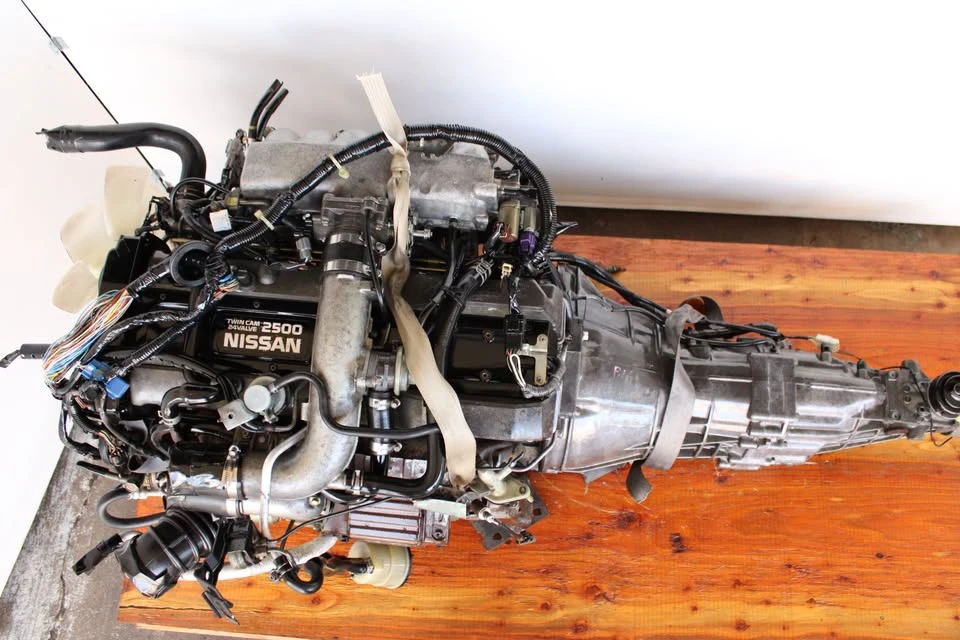 Parts & Memorabilia Engines - Image 6 of 6