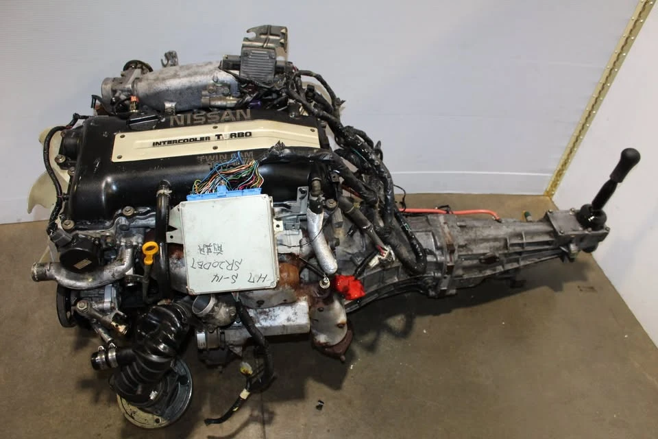Parts & Memorabilia Engines - Image 2 of 10