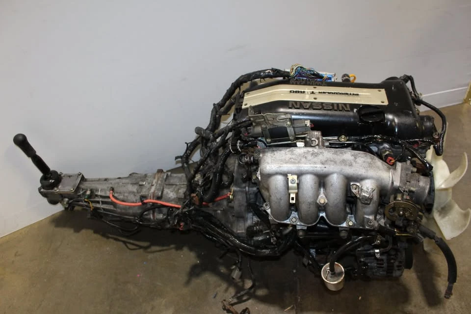 Parts & Memorabilia Engines - Image 7 of 10