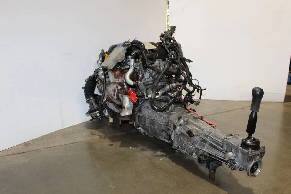 Parts & Memorabilia Engines - Image 9 of 10