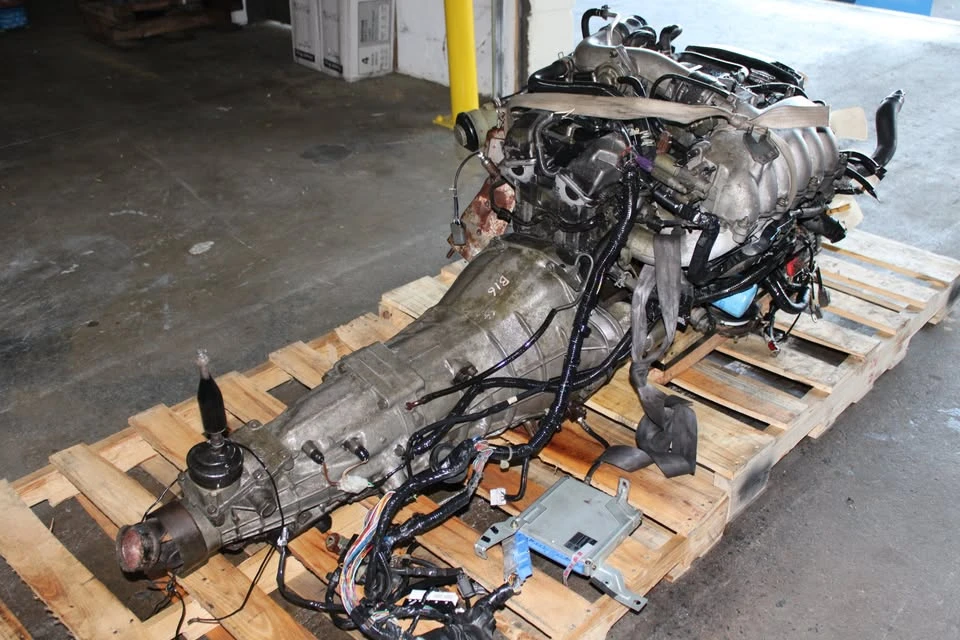 Parts & Memorabilia Engines - Image 4 of 5