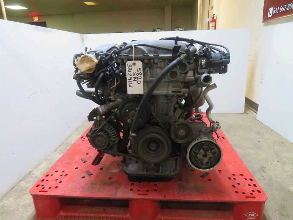 Parts & Memorabilia Engines - Image 3 of 10