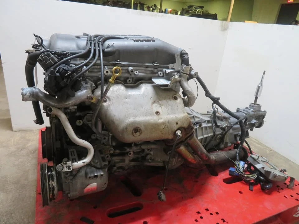 Parts & Memorabilia Engines - Image 4 of 10