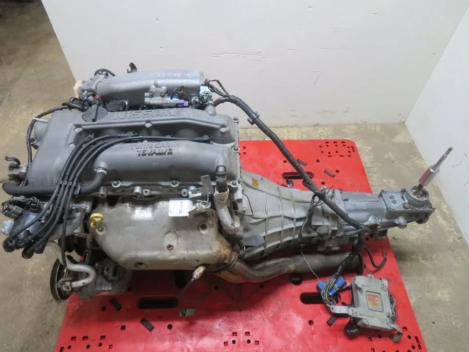 Parts & Memorabilia Engines - Image 5 of 10