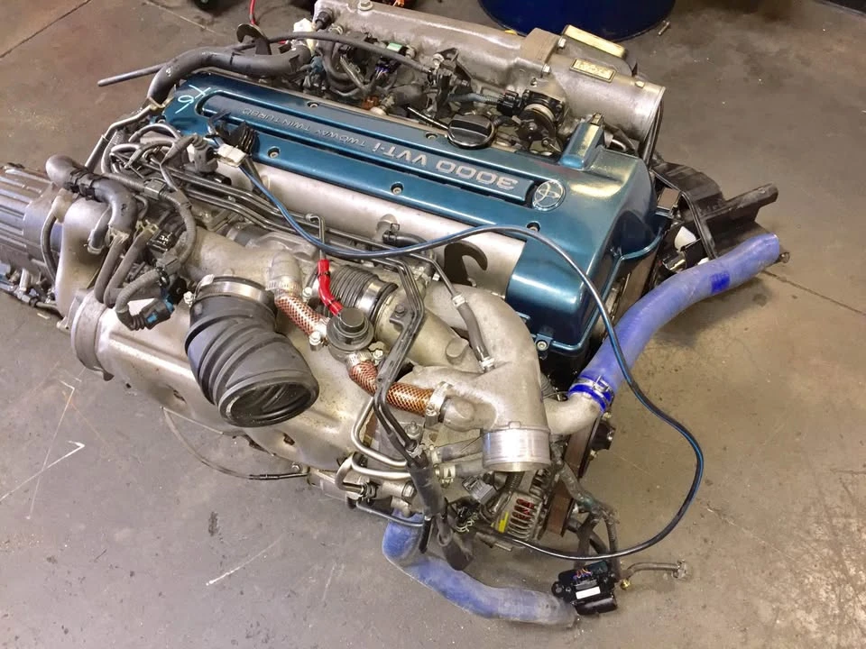Parts & Memorabilia Engines - Image 4 of 7