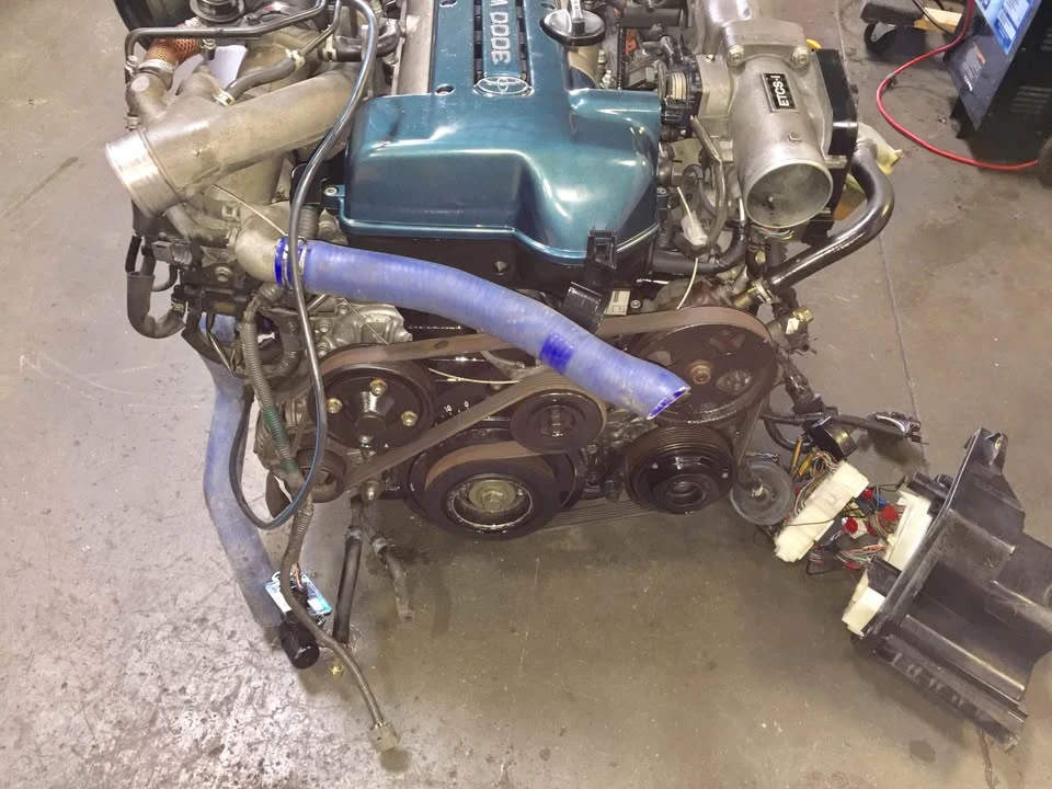 Parts & Memorabilia Engines - Image 7 of 7