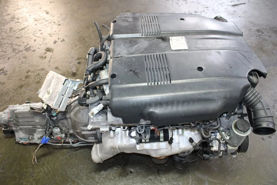 Parts & Memorabilia Engines - Image 5 of 5