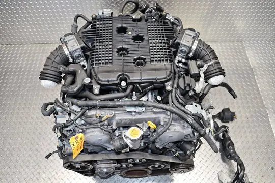 Nissan VQ37VHR 3.7L V6 DOHC Engine