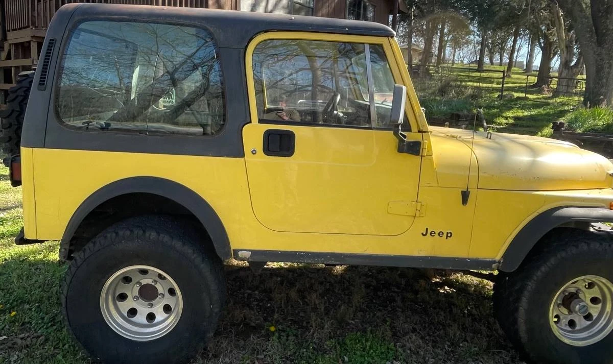 1982 Jeep CJ7 - Image 2 of 10