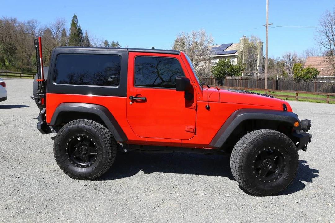 2010 Jeep JK Wrangler - Image 2 of 6