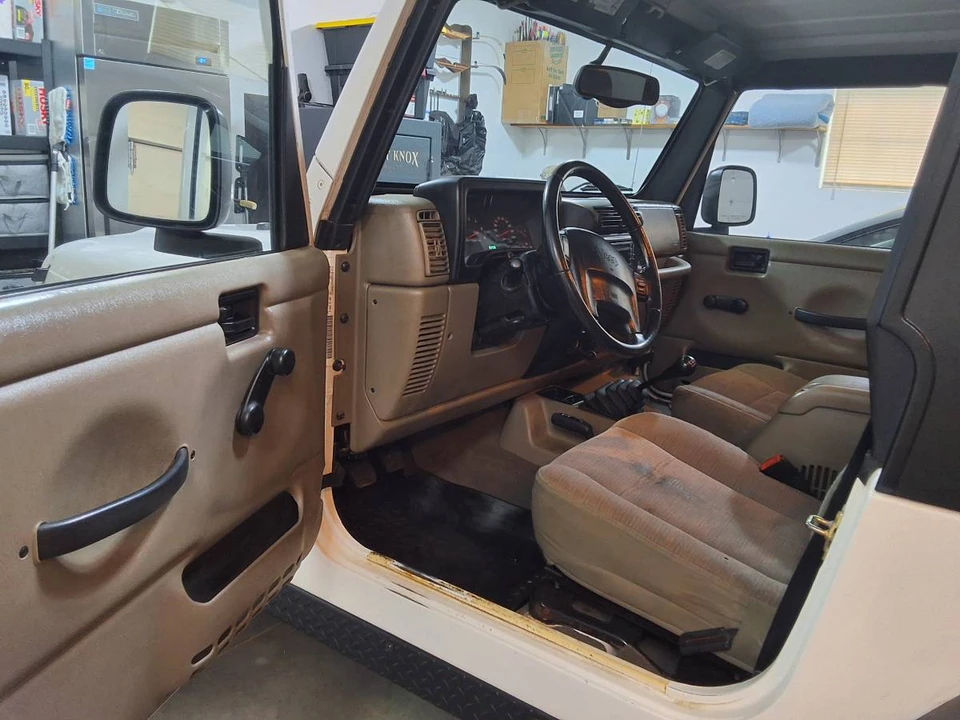 2003 Jeep TJ Wrangler - Image 9 of 10