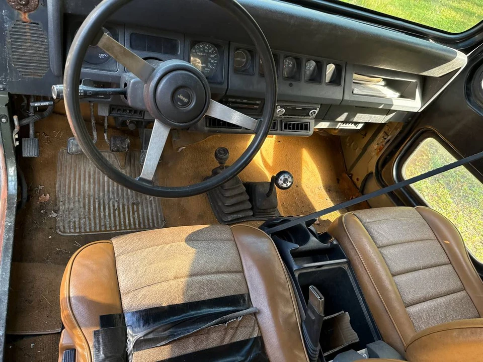 1992 Jeep YJ Wrangler - Image 5 of 6