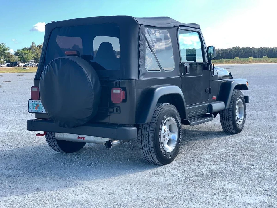 1999 Jeep TJ Wrangler - Image 14 of 15