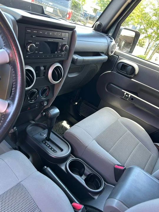 2008 Jeep Wrangler - Image 16 of 24