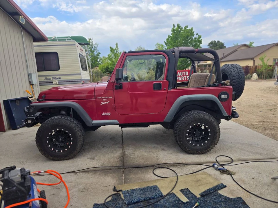 1998 Jeep TJ Wrangler - Image 6 of 12