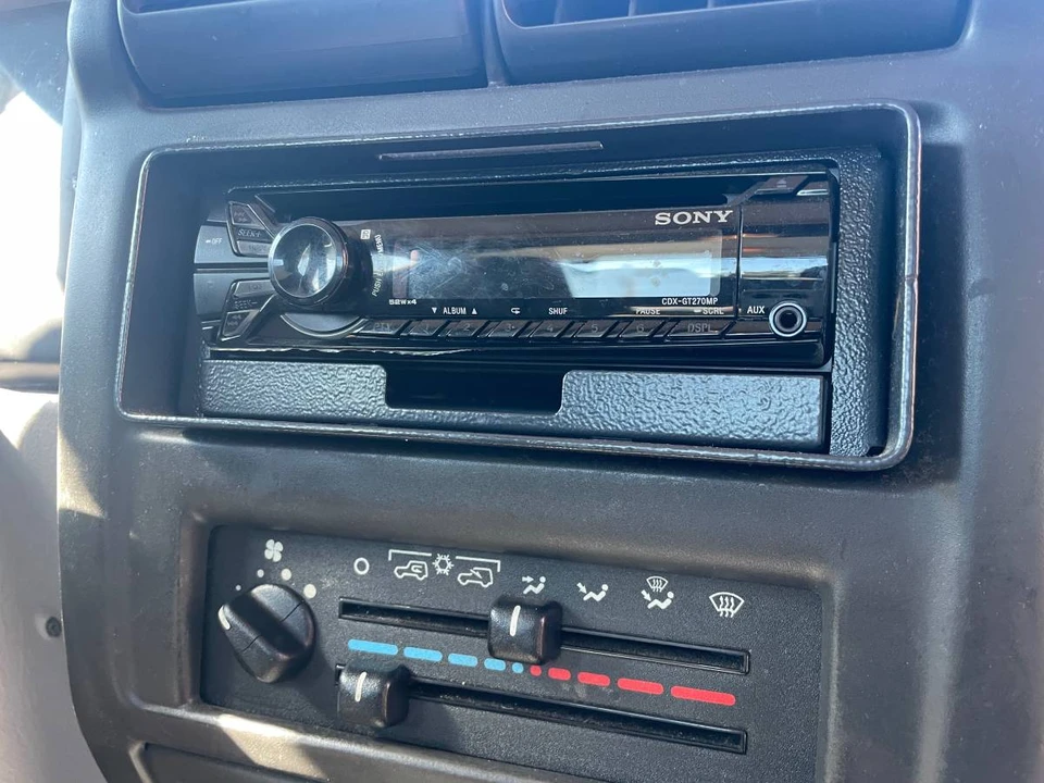 1997 Jeep TJ Wrangler - Image 11 of 16