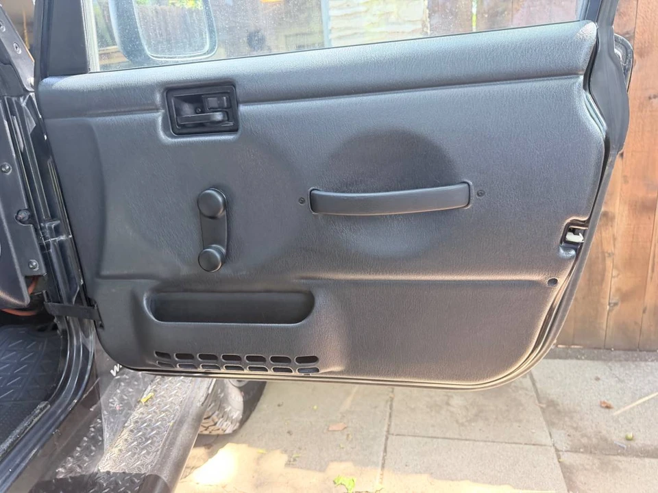 2006 Jeep TJ Wrangler - Image 16 of 24