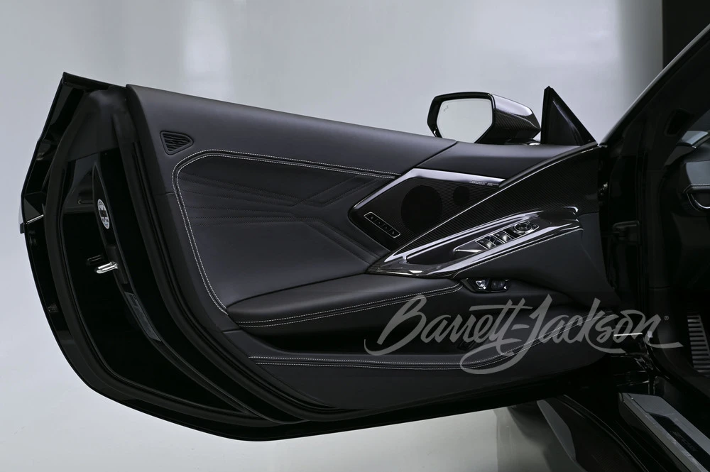 2025 Chevrolet Corvette C8 Z06 - Image 14 of 31
