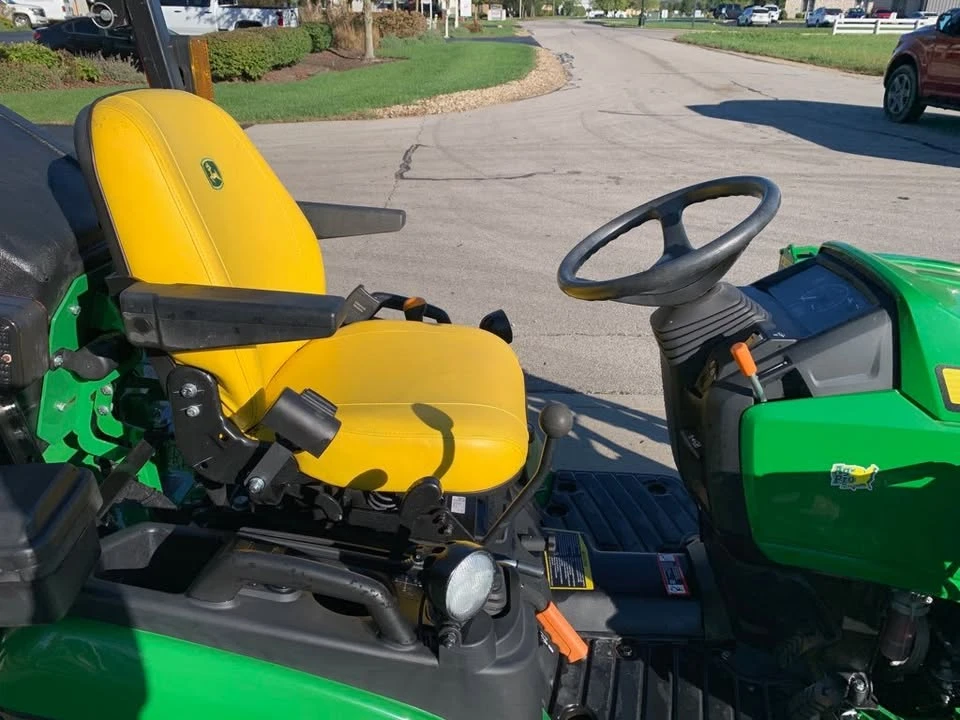 2023 John Deere - Image 5 of 9