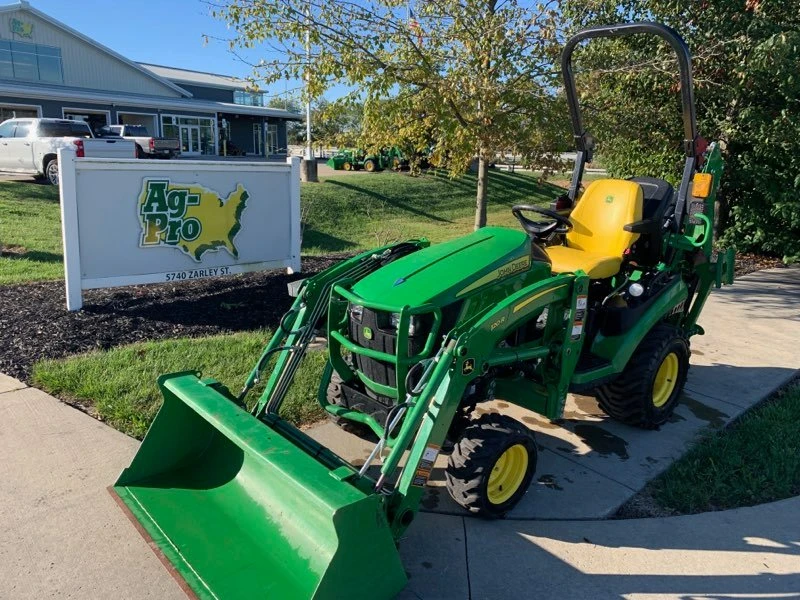 2023 John Deere - Image 2 of 9