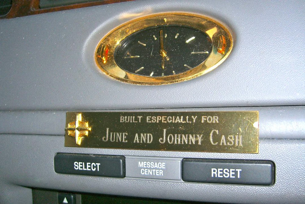 2001 Lincoln Town Car - Image 3 of 4