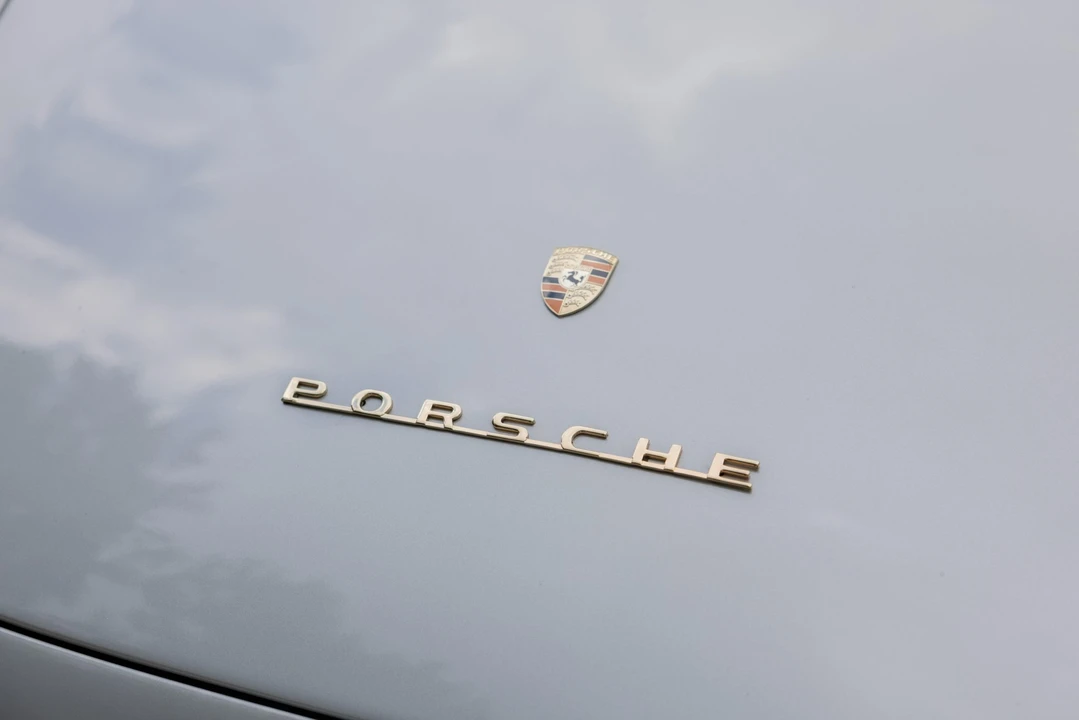 Porsche 550 - Image 15 of 31