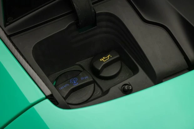 2022 Porsche 992 GT3 - Image 6 of 7