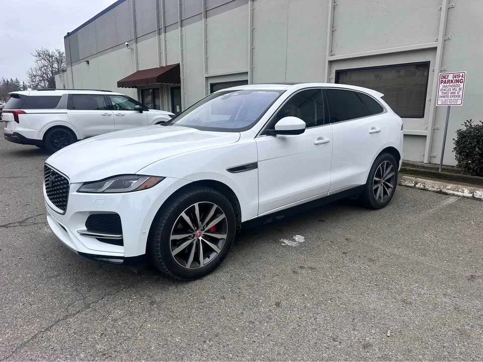 2021 Jaguar F-Pace - Image 3 of 5