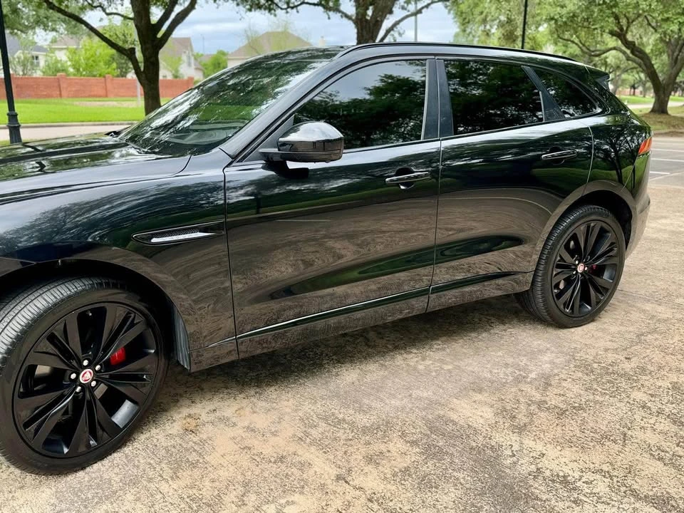 2020 Jaguar F-Pace - Image 10 of 10