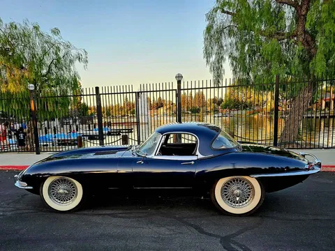 1963 Jaguar E-Type Series 1 - Image 3 of 10
